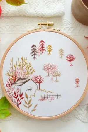Kit per ricamo a tamburo - capanna nel bosco - Tamar Nahir Yanai Novità
