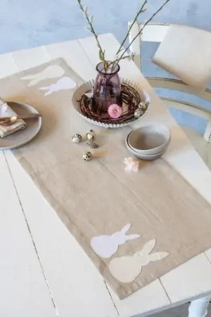 Kit da cucito - Kit runner da tavolo "Conigli" da realizzare - Anchor Ordina Subito