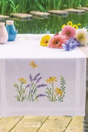 Offerta Del Giorno Kit runner da ricamare - Lavanda - Vervaco