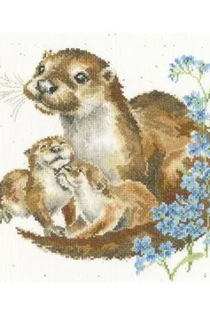 Quantità Limitata kit ricamo a punto croce - Adorabili lontre - Bothy Threads