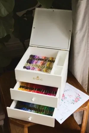 Sconto Stoccaggio per i fili - Cassettiera a 2 cassetti - 70 colore Mouliné Spécial 117 - DMC